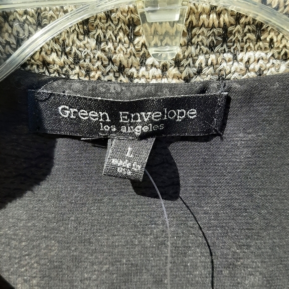 Green Envelope Layered Sweater - Picture 4 of 14